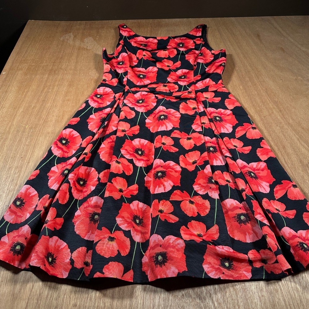 Tommy Hilfiger Fit Flare Dress Womens 10 Black Red Poppy Floral Sleeveless